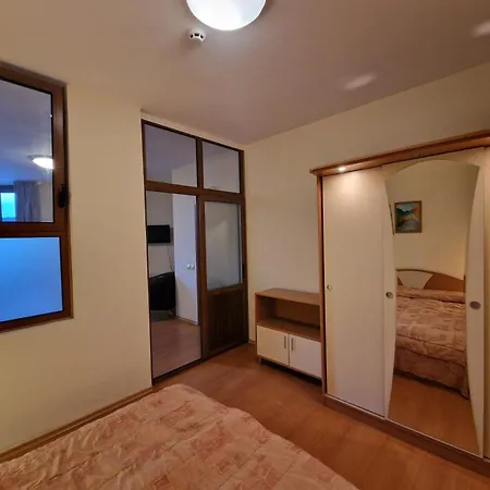 Flora Tmf * Borovets