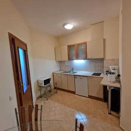 Flora Tmf Appartement