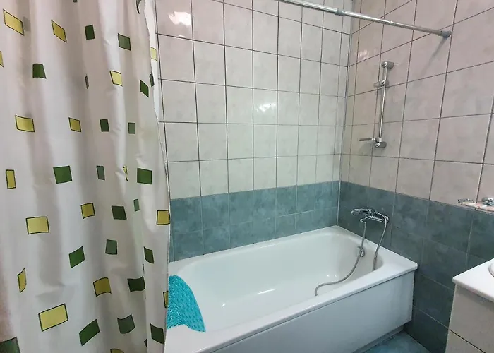 Flora Tmf דירה *